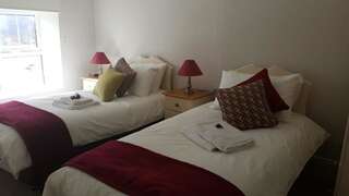 Отели типа «постель и завтрак» Gortamullen House, Kenmare Кенмэр Двухместный номер с 2 отдельными кроватями и собственной ванной комнатой-7